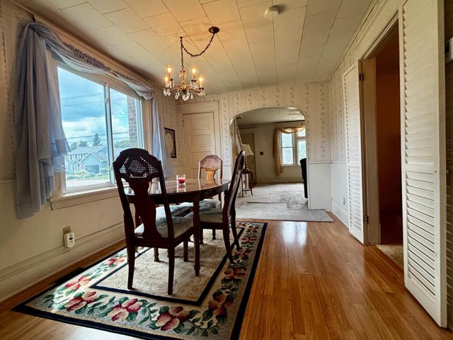 1380 Charlton Street, West Saint Paul, MN 55118