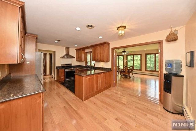 361 Lake Street, Upper Saddle River, NJ 07458