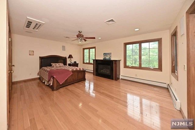 361 Lake Street, Upper Saddle River, NJ 07458