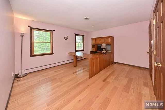 361 Lake Street, Upper Saddle River, NJ 07458