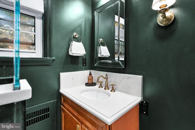 229 MURDOCK RD, Baltimore, MD 21212