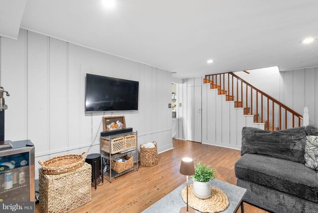 229 MURDOCK RD, Baltimore, MD 21212