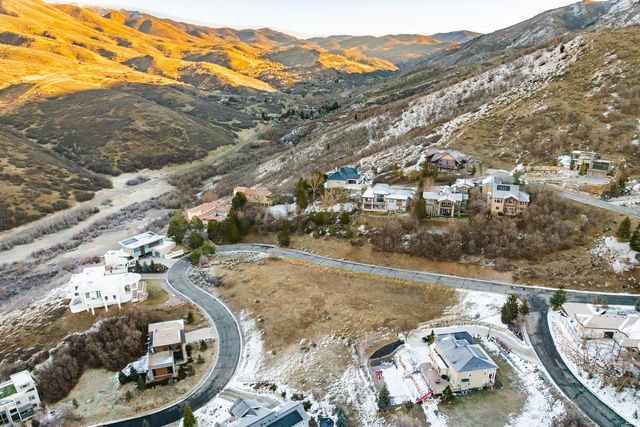 310 S Maryfield Dr Unit 307, Salt Lake City, UT 84108