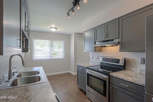10200 N 95TH Drive A, Peoria, AZ 85345