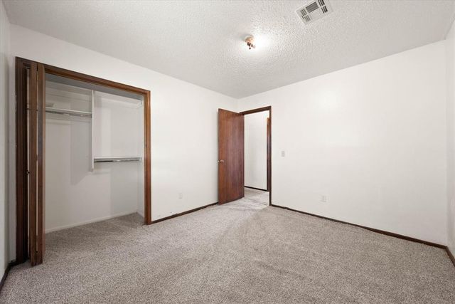 2012 E Hills Drive, Moore, OK 73160