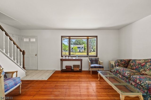 225 Boulevard, Kenilworth Boro, NJ 07033