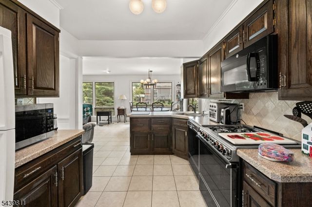 225 Boulevard, Kenilworth Boro, NJ 07033