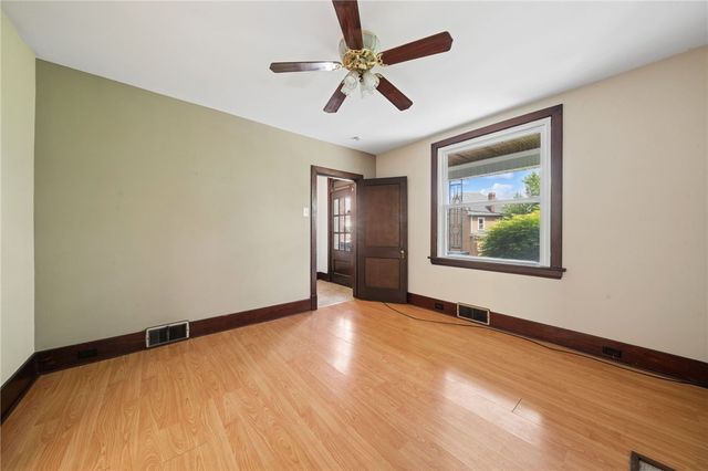 2212 Lutz Avenue, Carrick, PA 15210
