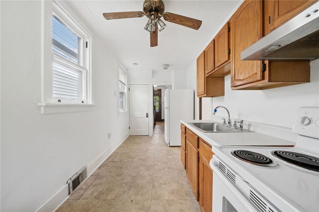 2212 Lutz Avenue, Carrick, PA 15210