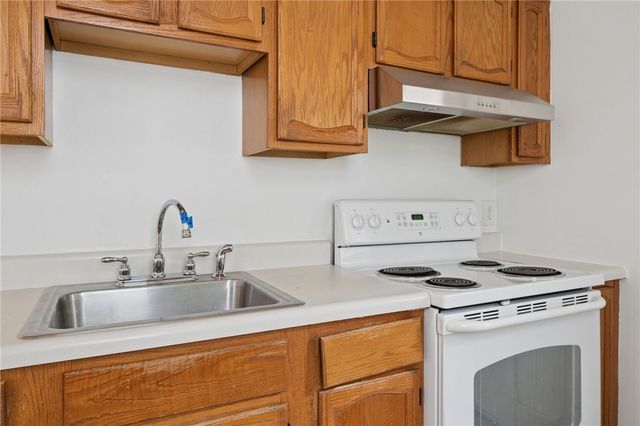 2212 Lutz Avenue, Carrick, PA 15210