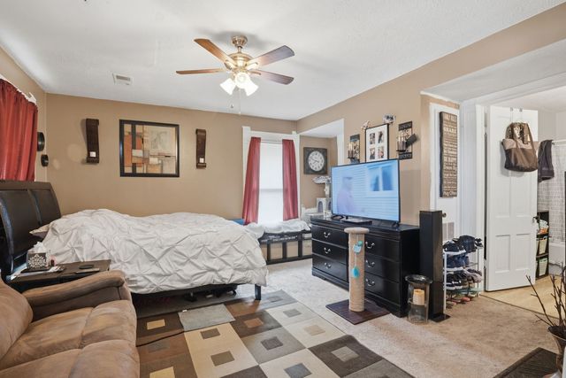 1324 7th Avenue, Moline, IL 61265