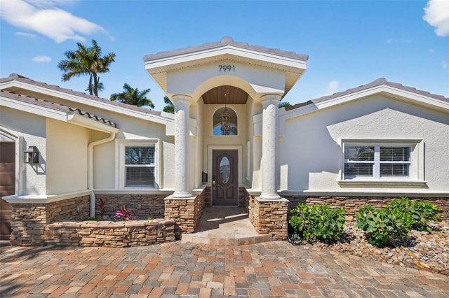 7991 1ST AVENUE S, St Petersburg, FL 33707