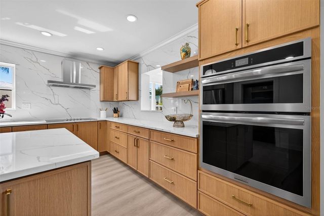 7991 1ST AVENUE S, St Petersburg, FL 33707