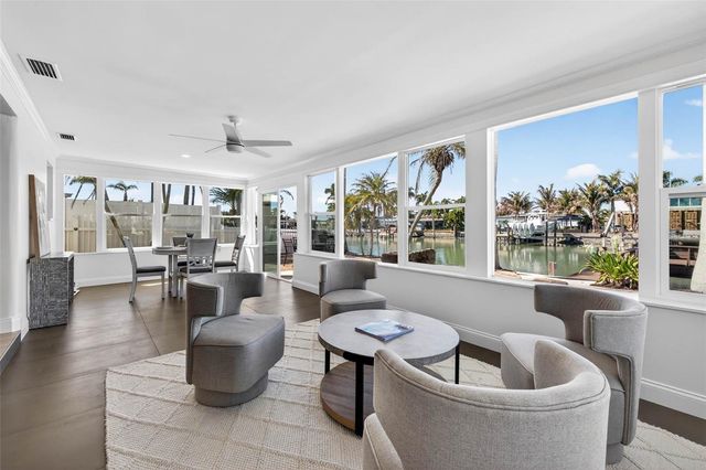 7991 1ST AVENUE S, St Petersburg, FL 33707