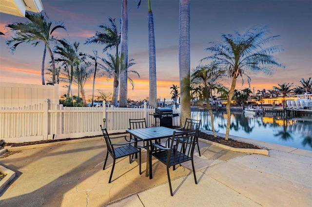 7991 1ST AVENUE S, St Petersburg, FL 33707