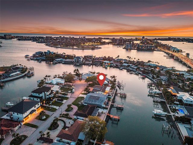 7991 1ST AVENUE S, St Petersburg, FL 33707