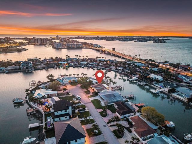 7991 1ST AVENUE S, St Petersburg, FL 33707