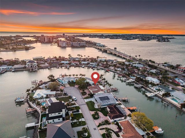 7991 1ST AVENUE S, St Petersburg, FL 33707