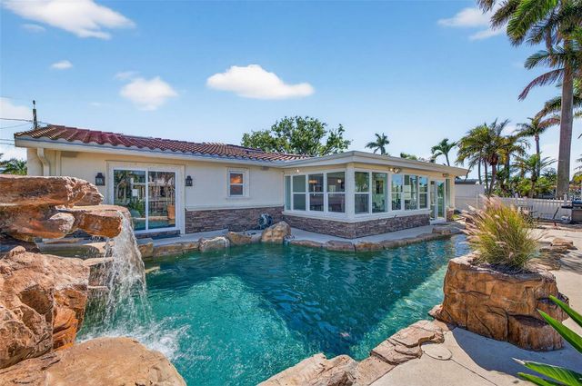 7991 1ST AVENUE S, St Petersburg, FL 33707