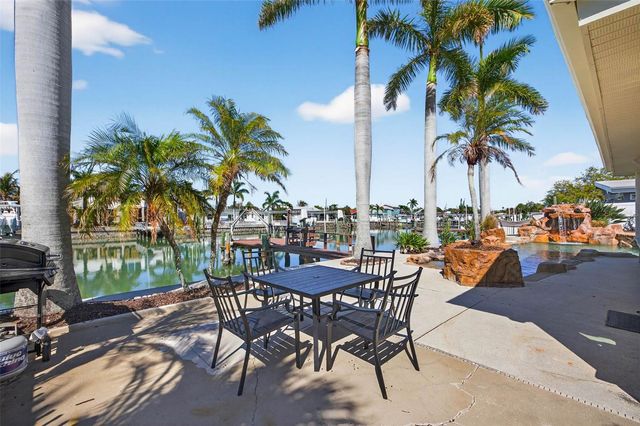 7991 1ST AVENUE S, St Petersburg, FL 33707