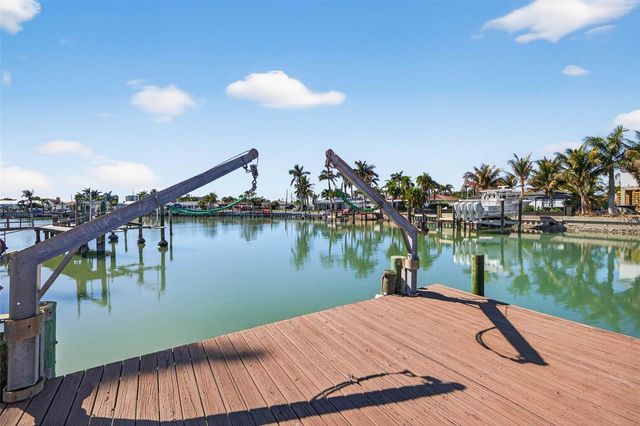 7991 1ST AVENUE S, St Petersburg, FL 33707