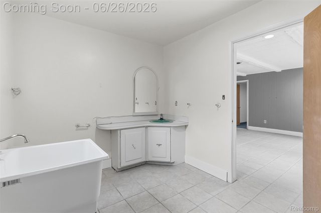 5120 Hillcrest Circle, Genesee Charter Township, MI 48506