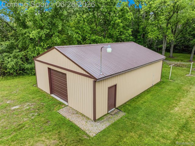 5120 Hillcrest Circle, Genesee Charter Township, MI 48506