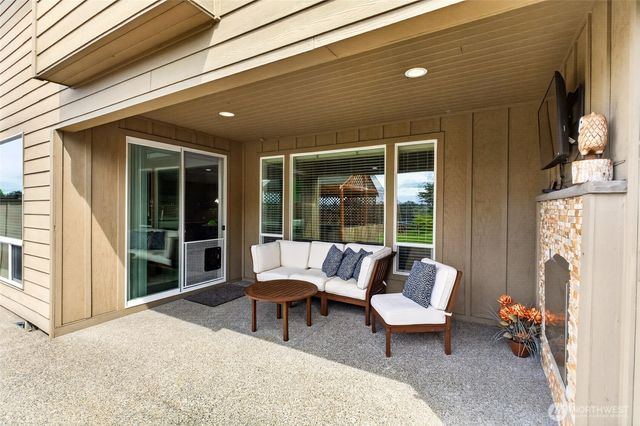 11116 172nd Street Ct E, Puyallup, WA 98374