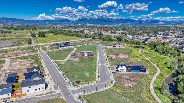 252 Southside Loop, Salida, CO 81201