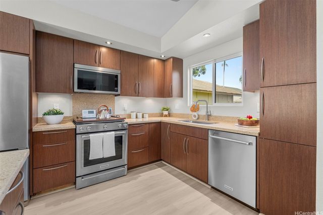 91-1028 Pohahawai Street, Ewa Beach, HI 96706