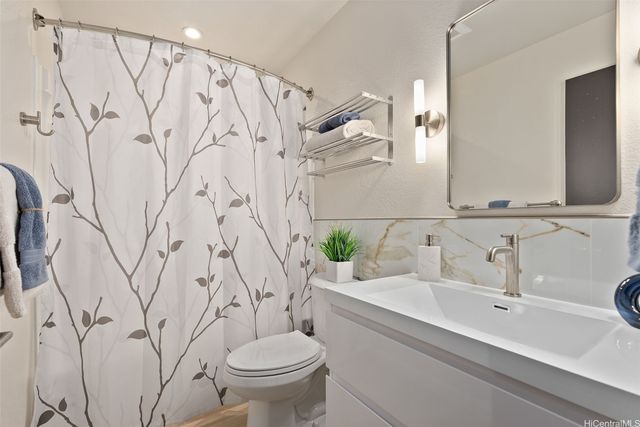 91-1028 Pohahawai Street, Ewa Beach, HI 96706