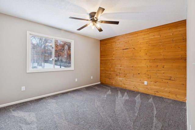 10339 Tamarack Street NW, Coon Rapids, MN 55433