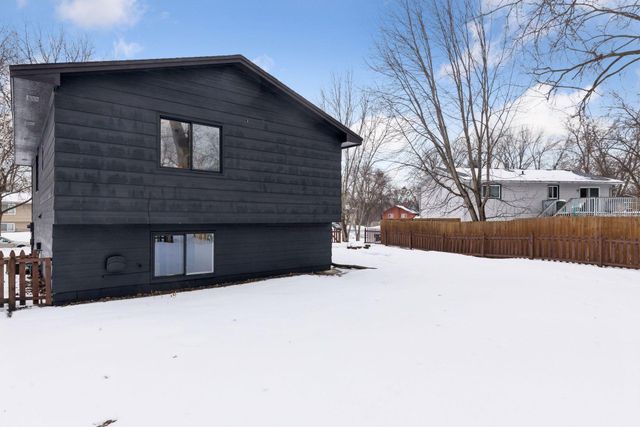 10339 Tamarack Street NW, Coon Rapids, MN 55433