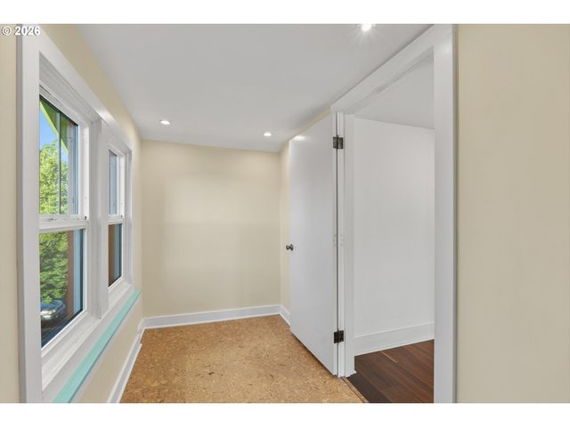 6137 Ne 15TH Ave, Portland, OR 97211