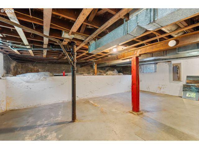 6137 Ne 15TH Ave, Portland, OR 97211