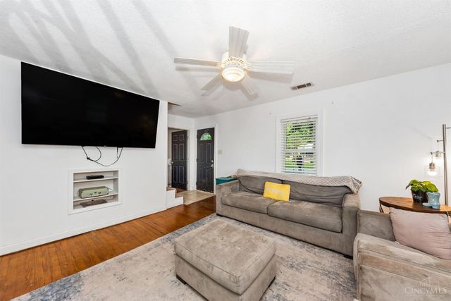 187 Kermit, Williamsburg, OH 45176