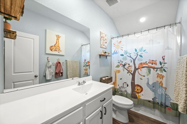 19155 Pinewood Grove Trail, New Caney, TX 77357