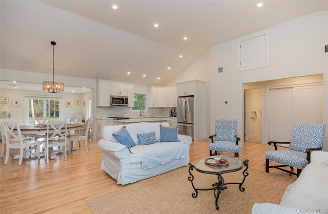 64 Aspatuck Road, Westhampton Beach, NY 11978