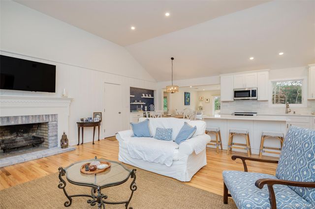 64 Aspatuck Road, Westhampton Beach, NY 11978