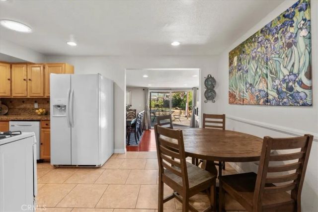 19319 E Greenhaven, Covina, CA 91722