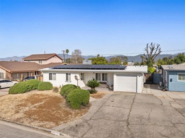 19319 E Greenhaven, Covina, CA 91722