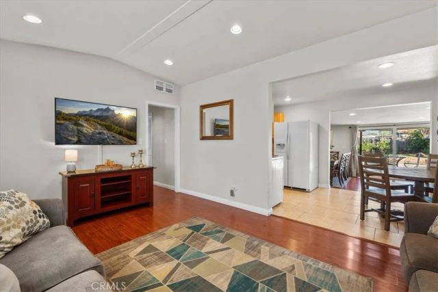 19319 E Greenhaven, Covina, CA 91722