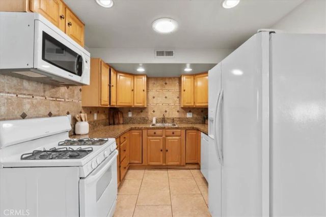 19319 E Greenhaven, Covina, CA 91722