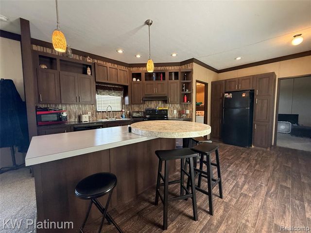 29927 Guilford Circle, Chesterfield, MI 48051