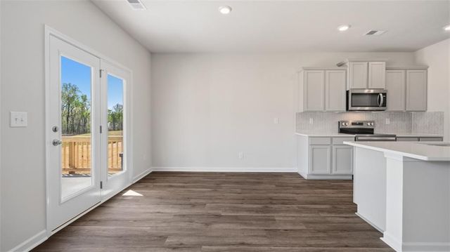631 Great Salt Lane, Hoschton, GA 30548