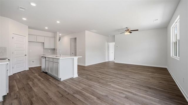631 Great Salt Lane, Hoschton, GA 30548