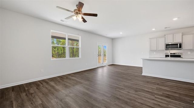631 Great Salt Lane, Hoschton, GA 30548