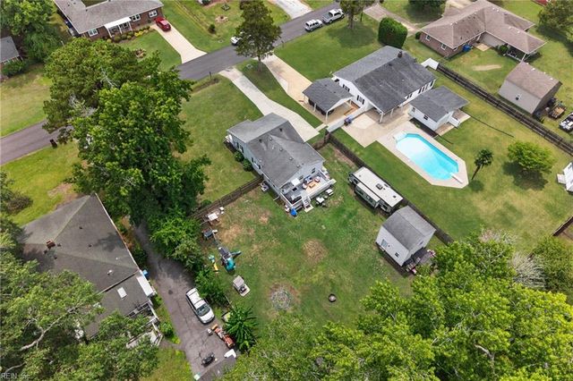 216 Marion DR, Chesapeake, VA 23322