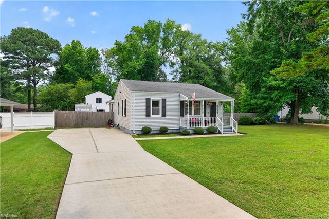 216 Marion DR, Chesapeake, VA 23322