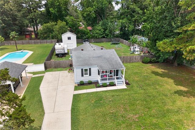216 Marion DR, Chesapeake, VA 23322